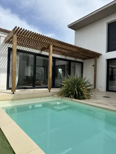 Pergola en bois moderne à Toulouse , Toulouse, Cultur'bois