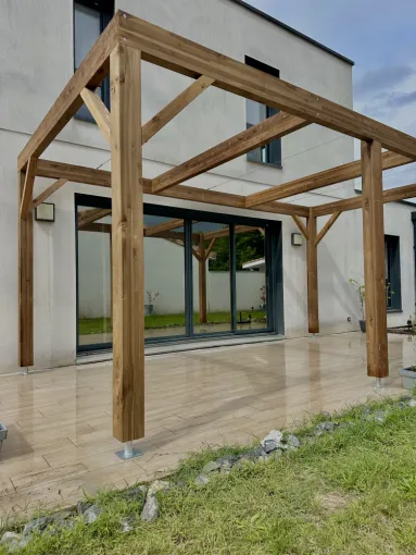 Pergola en bois à Toulouse, Toulouse, Cultur'bois