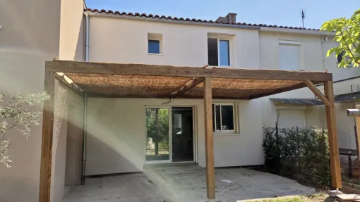 Pergola avec ombrière sur mesure, Toulouse, Cultur'bois