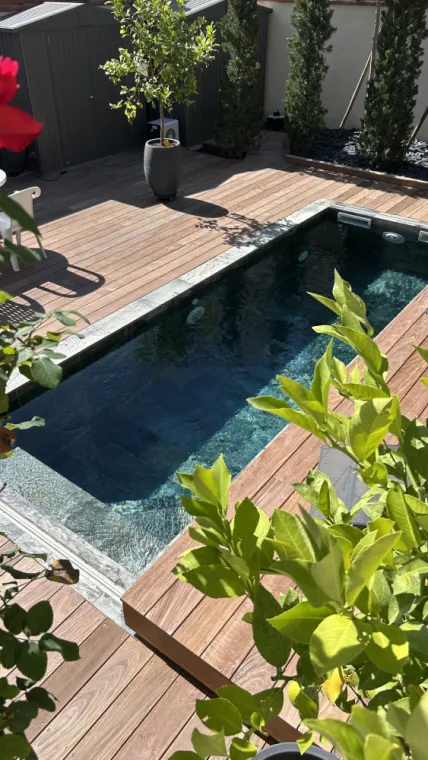Terrasse sur piscine en plein centre de Toulouse, Toulouse, Cultur'bois