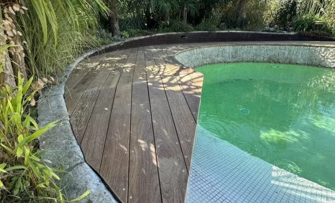 Terrasse en Gaïac de Cayenne : Élégance et Savoir-Faire à Balma, Toulouse, Cultur'bois