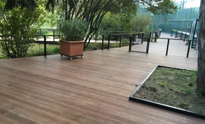 Terrasse en Cumaru au Muséum de Toulouse, Toulouse, Cultur'bois