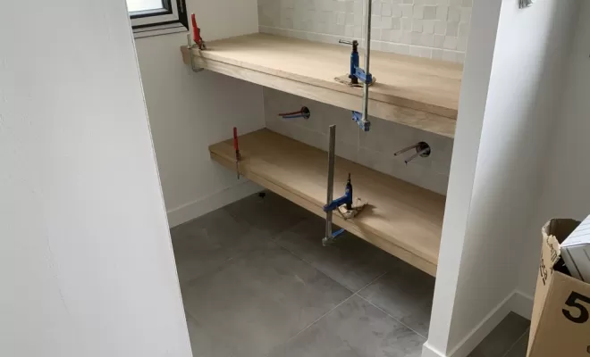 Plans de travail en chêne et bardage claire voie à Esclacens, Toulouse, Cultur'bois