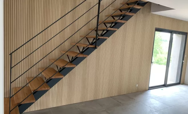 Plans de travail en chêne et bardage claire voie à Esclacens, Toulouse, Cultur'bois