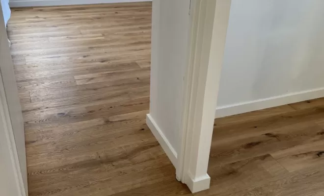 Un Parquet qui Illumine un Intérieur à Roquettes, Toulouse, Cultur'bois