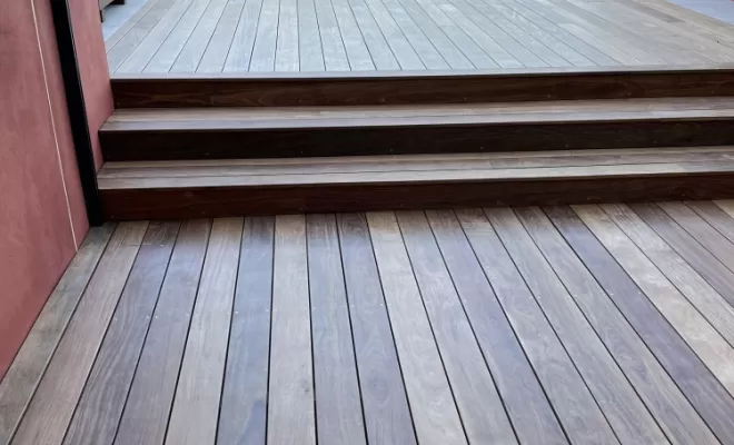 Une terrasse en Gaiac au cœur de la ville de TOULOUSE : un nouvel espace de vie extérieur, Toulouse, Cultur'bois