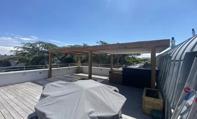 Cultur'bois vous emmène sur les toits de Toulouse avec une pergola en bois, Toulouse, Cultur'bois