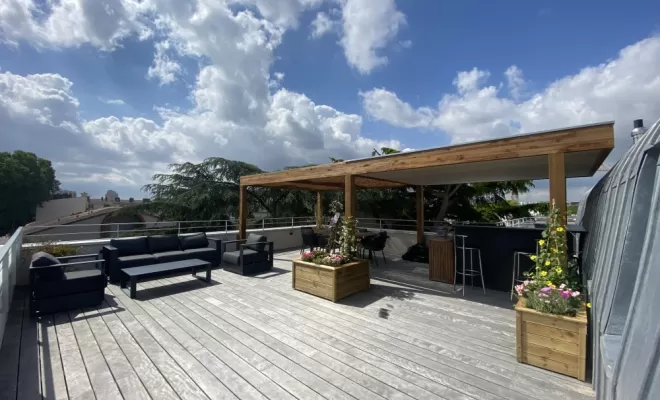Cultur'bois vous emmène sur les toits de Toulouse avec une pergola en bois, Toulouse, Cultur'bois