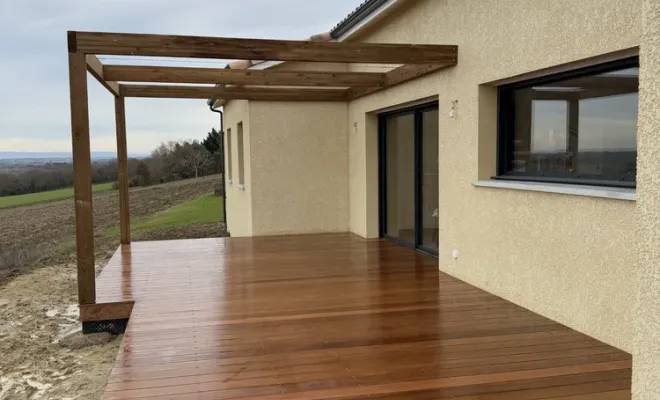magnifique terrasse en gaiac pour profiter du soleil estival, Toulouse, Cultur'bois