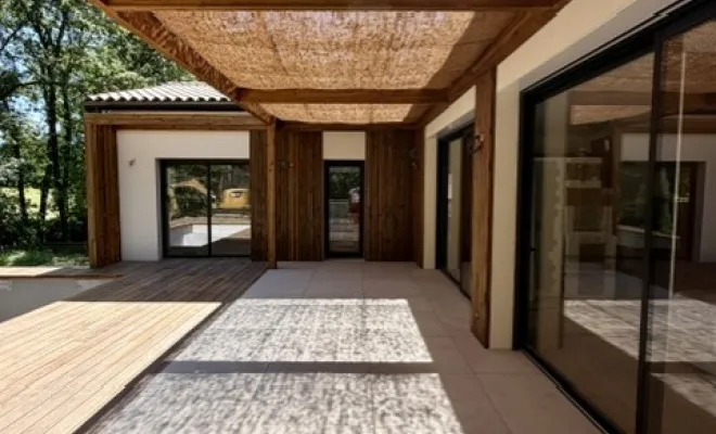 Construction d'une pergola avec ombrière à Toulouse, Toulouse, Cultur'bois