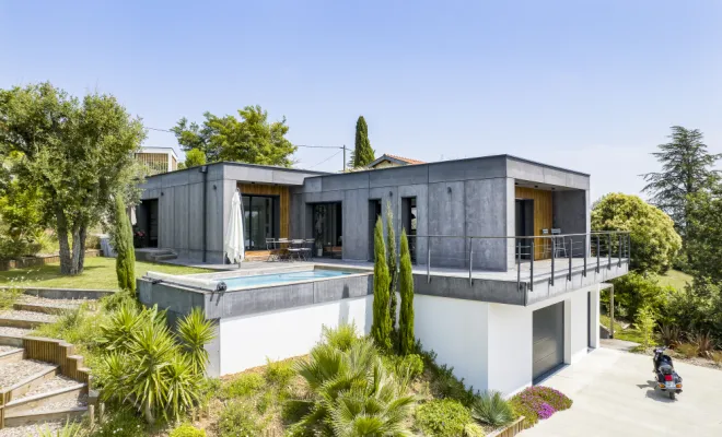 Bardage en Viroc noir , Toulouse, Cultur'bois