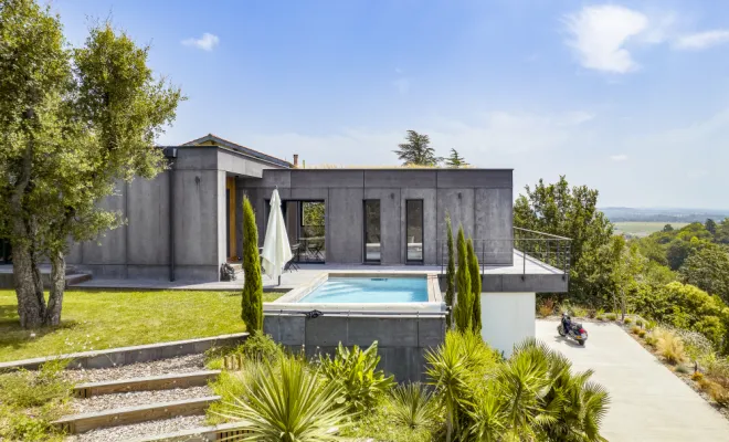 Bardage en Viroc noir , Toulouse, Cultur'bois